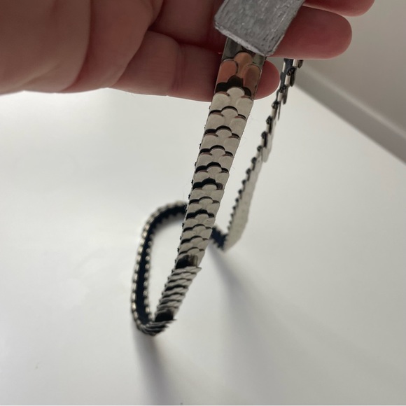 Vintage 80s Silver Toned Stretch Scale Waist Belt - Picture 5 of 12